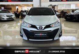 TOYOTA - YARIS - 2019/2019 - Prata - R$ 77.900,00