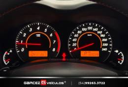 TOYOTA - COROLLA - 2013/2014 - Prata - R$ 72.000,00