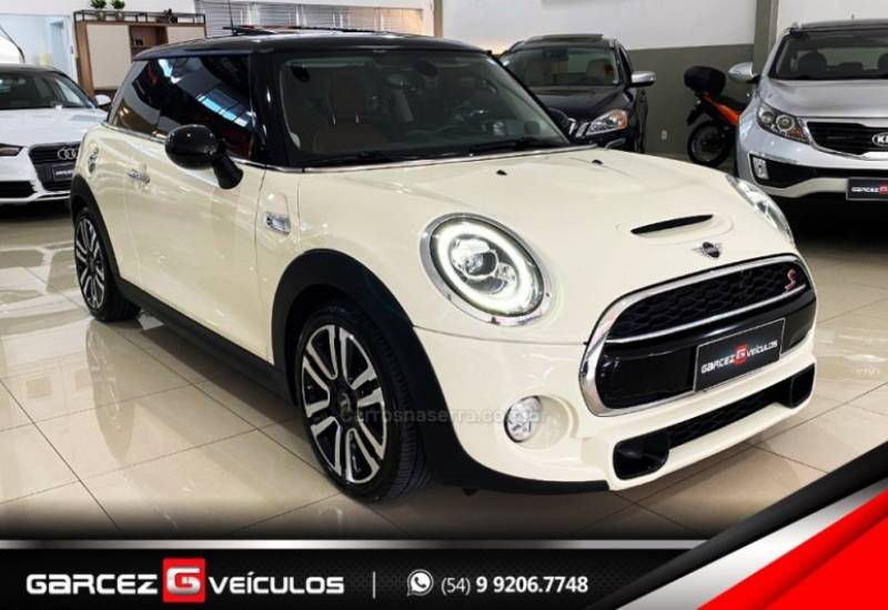MINI - COOPER - 2019/2020 - Branca - R$ 156.000,00