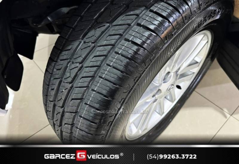 TOYOTA - HILUX SW4 - 2013/2013 - Branca - R$ 144.900,00