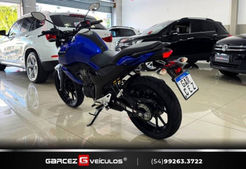 YAMAHA - FAZER - 2022/2023 - Azul - R$ 19.500,00