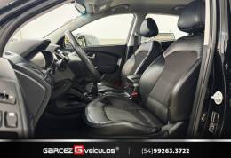 HYUNDAI - IX35 - 2010/2011 - Preta - R$ 59.900,00