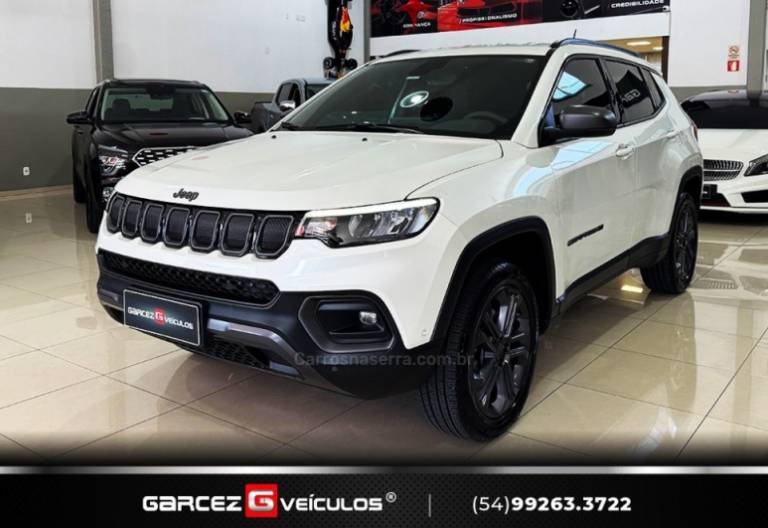 JEEP - COMPASS - 2021/2022 - Branca - R$ 149.900,00