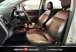 CHEVROLET - COBALT - 2017/2017 - Prata - R$ 59.000,00