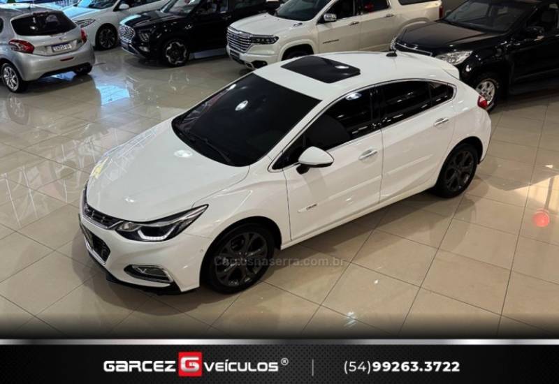 CHEVROLET - CRUZE - 2017/2017 - Branca - R$ 98.900,00