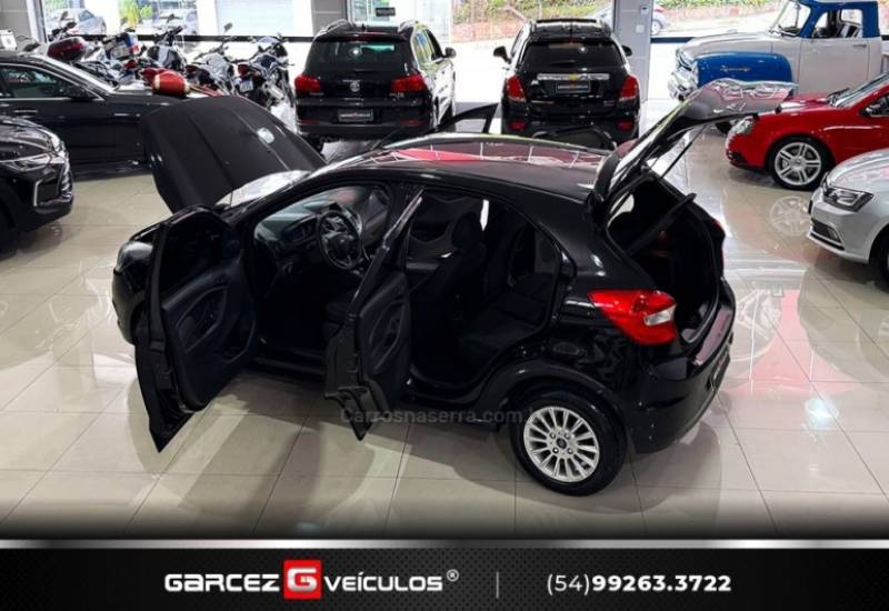 FORD - KA - 2015/2015 - Preta - R$ 41.900,00
