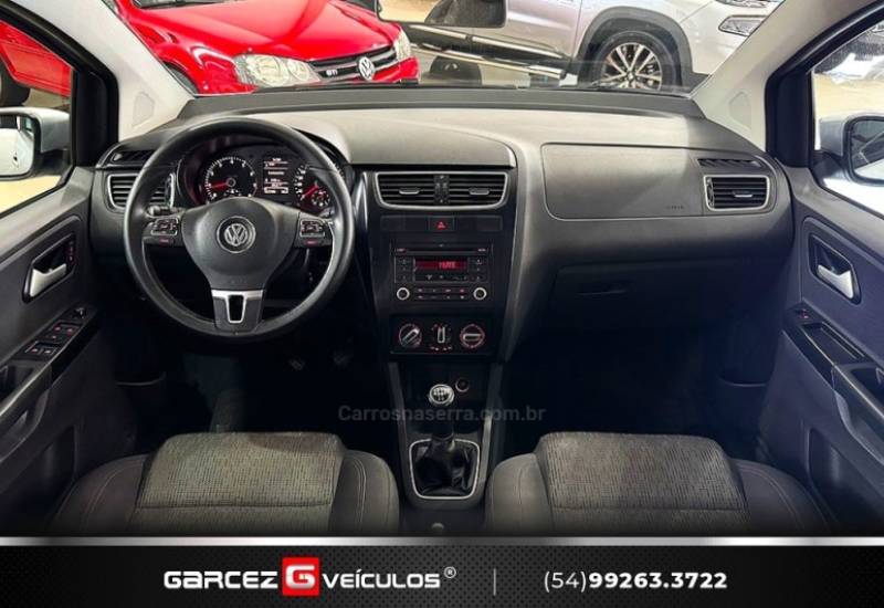 VOLKSWAGEN - SPACEFOX - 2012/2013 - Prata - R$ 45.900,00