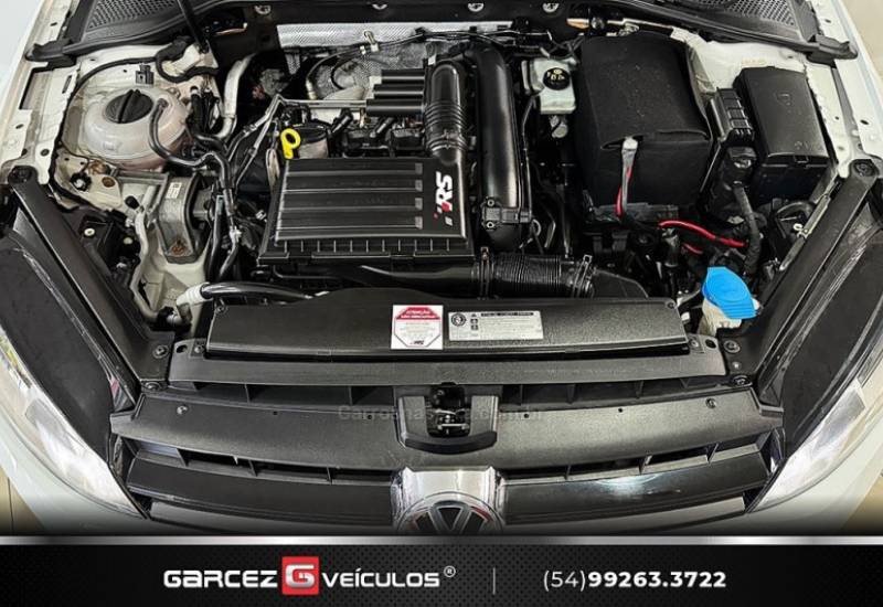 VOLKSWAGEN - GOLF - 2014/2015 - Branca - R$ 83.900,00
