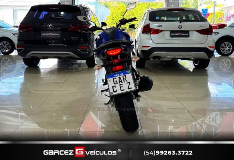 YAMAHA - FAZER - 2022/2023 - Azul - R$ 19.500,00