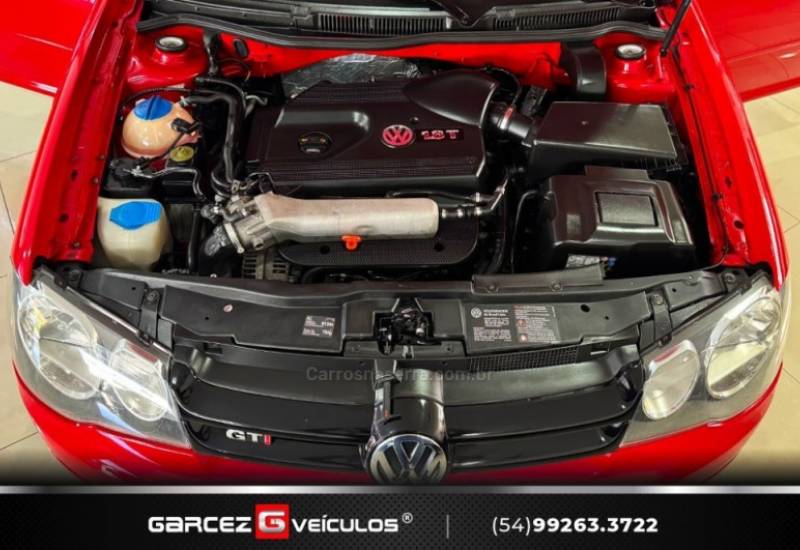 VOLKSWAGEN - GOLF - 2008/2009 - Vermelha - R$ 80.000,00
