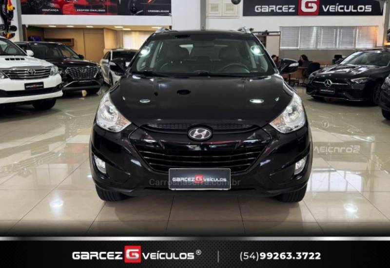HYUNDAI - IX35 - 2010/2011 - Preta - R$ 59.900,00
