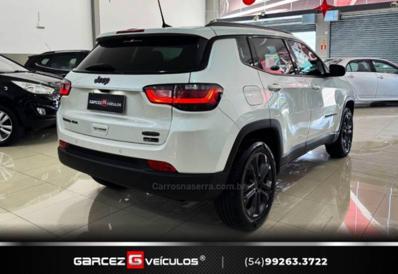 JEEP - COMPASS - 2021/2022 - Branca - R$ 149.900,00
