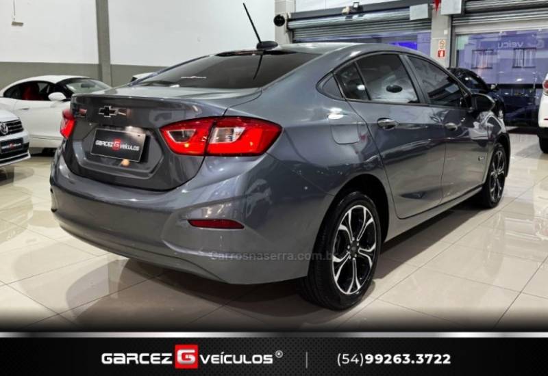 CHEVROLET - CRUZE - 2023/2023 - Cinza - R$ 125.900,00