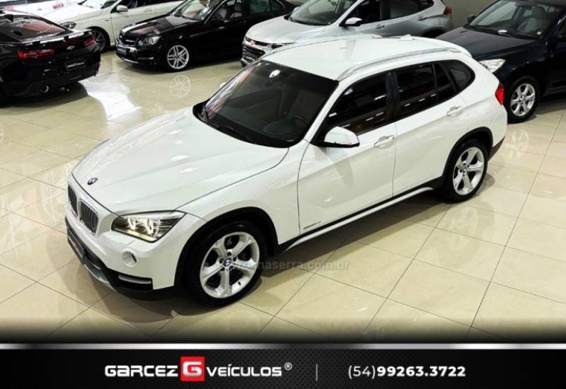 BMW - X1 - 2013/2014 - Branca - R$ 88.000,00