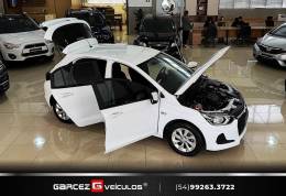 CHEVROLET - ONIX - 2022/2023 - Branca - R$ 72.000,00