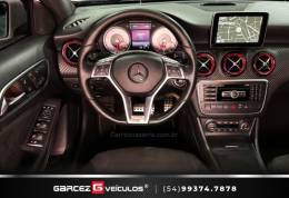 MERCEDES-BENZ - A 250 - 2014/2015 - Branca - R$ 119.900,00