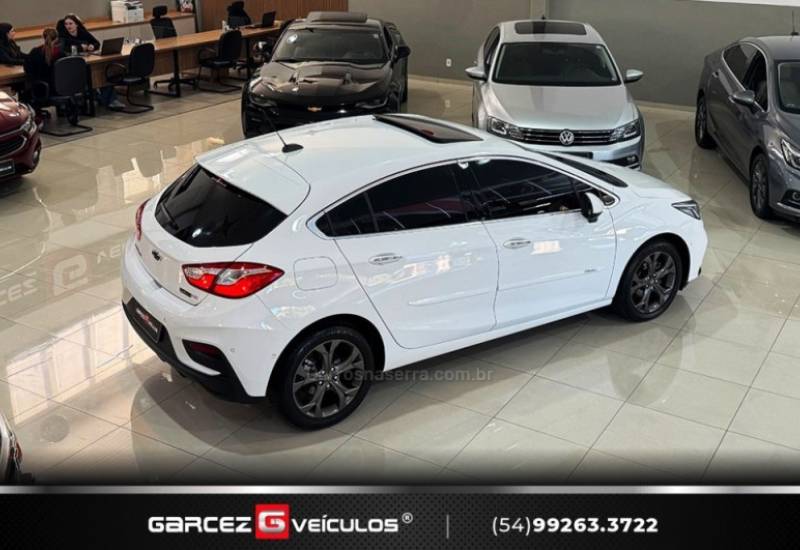 CHEVROLET - CRUZE - 2017/2017 - Branca - R$ 98.900,00