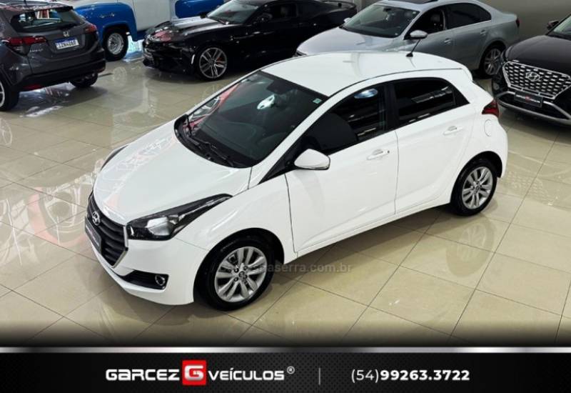 HYUNDAI - HB20 - 2015/2016 - Branca - R$ 52.000,00