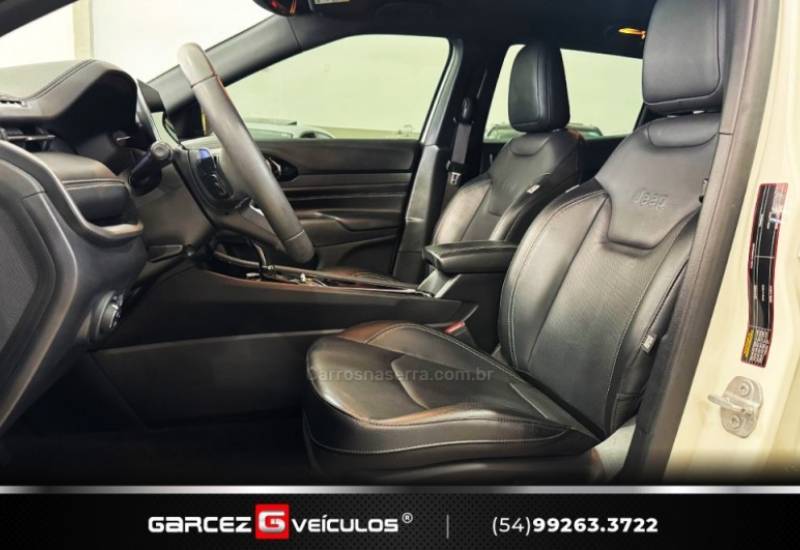JEEP - COMPASS - 2021/2022 - Branca - R$ 149.900,00