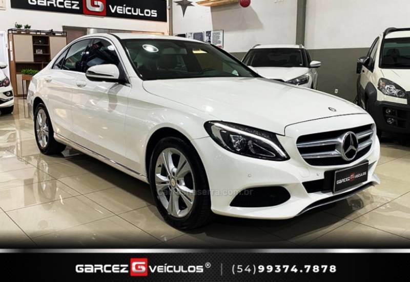 MERCEDES-BENZ - C 180 - 2015/2016 - Branca - R$ 117.900,00