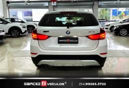 BMW - X1 - 2013/2014 - Branca - R$ 88.000,00