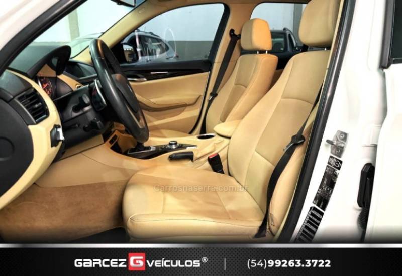 BMW - X1 - 2013/2014 - Branca - R$ 88.000,00