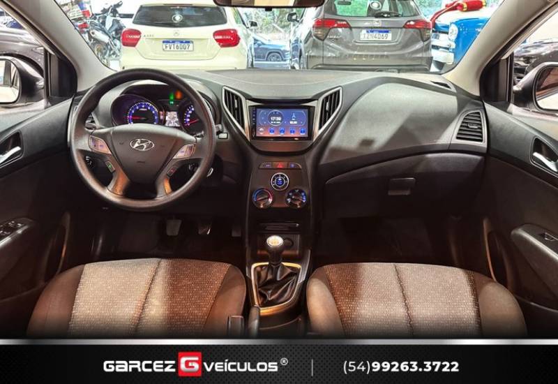 HYUNDAI - HB20 - 2015/2016 - Branca - R$ 52.000,00