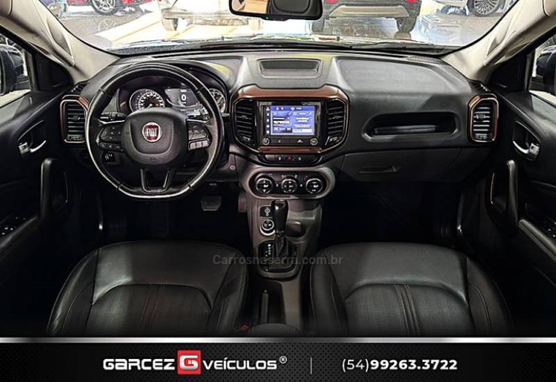 FIAT - TORO - 2020/2021 - Preta - R$ 121.900,00
