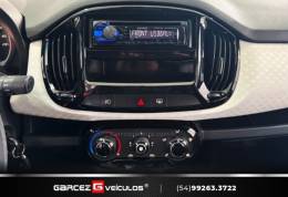 FIAT - UNO - 2014/2015 - Branca - R$ 45.900,00
