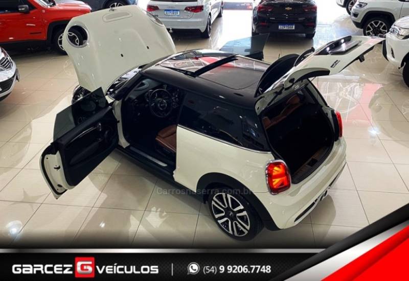 MINI - COOPER - 2019/2020 - Branca - R$ 156.000,00