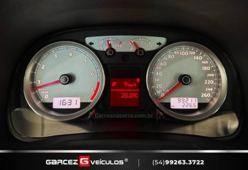 VOLKSWAGEN - GOLF - 2008/2009 - Vermelha - R$ 80.000,00