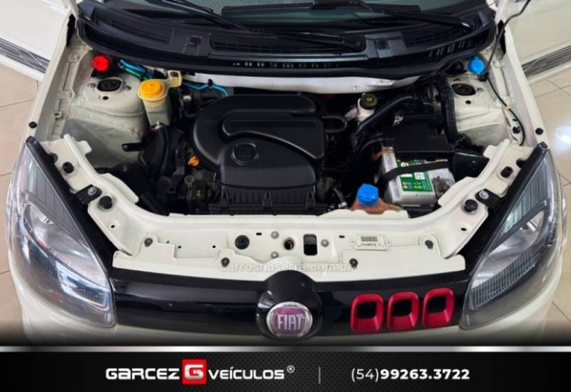 FIAT - UNO - 2014/2015 - Branca - R$ 45.900,00