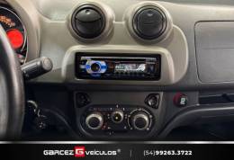 FIAT - UNO - 2014/2015 - Branca - R$ 35.900,00