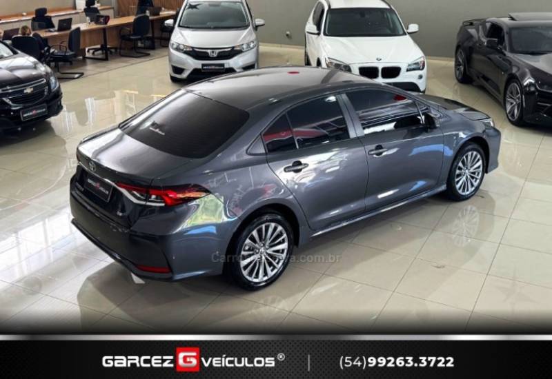 TOYOTA - COROLLA - 2024/2024 - Cinza - R$ 149.900,00