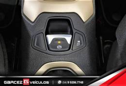 JEEP - RENEGADE - 2016/2017 - Branca - R$ 75.000,00