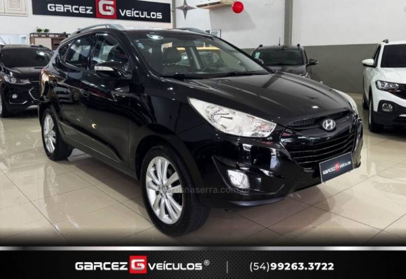 HYUNDAI - IX35 - 2010/2011 - Preta - R$ 59.900,00