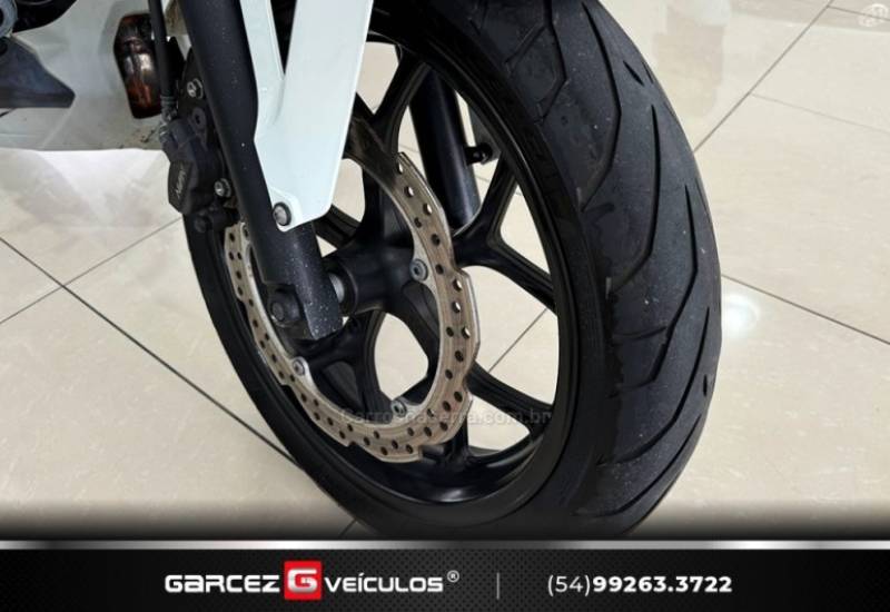 HONDA - NC 700X - 2014/2014 - Branca - R$ 34.000,00