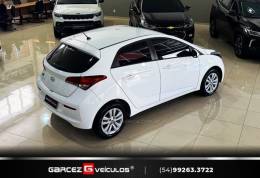 HYUNDAI - HB20 - 2015/2016 - Branca - R$ 52.000,00