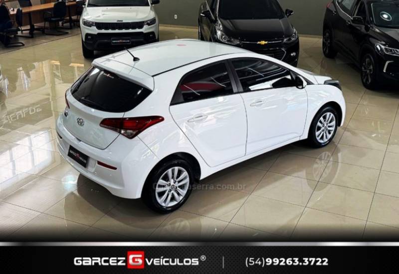 HYUNDAI - HB20 - 2015/2016 - Branca - R$ 52.000,00