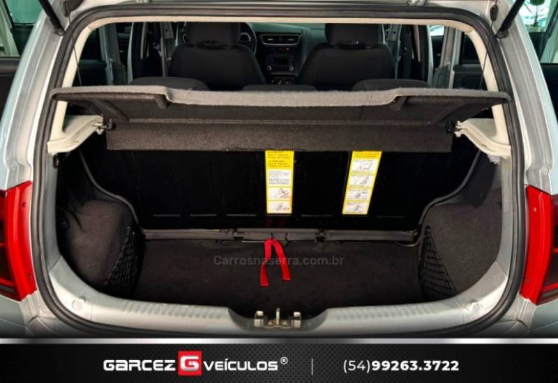 VOLKSWAGEN - CROSSFOX - 2013/2013 - Prata - R$ 42.900,00