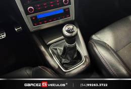 VOLKSWAGEN - GOLF - 2008/2009 - Vermelha - R$ 85.000,00