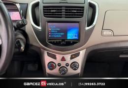 CHEVROLET - TRACKER - 2014/2015 - Branca - R$ 74.900,00