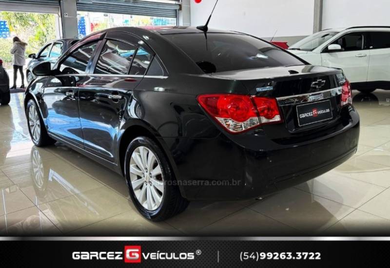 CHEVROLET - CRUZE - 2014/2014 - Preta - R$ 66.000,00