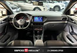 VOLKSWAGEN - T-CROSS - 2020/2021 - Branca - R$ 95.000,00
