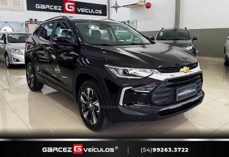 CHEVROLET - TRACKER - 2022/2023 - Preta - R$ 122.900,00