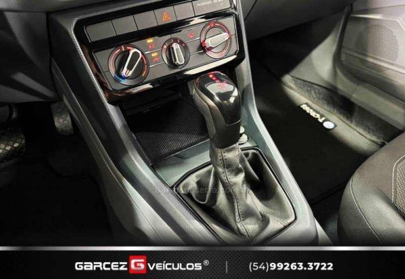 VOLKSWAGEN - T-CROSS - 2020/2021 - Branca - R$ 95.000,00