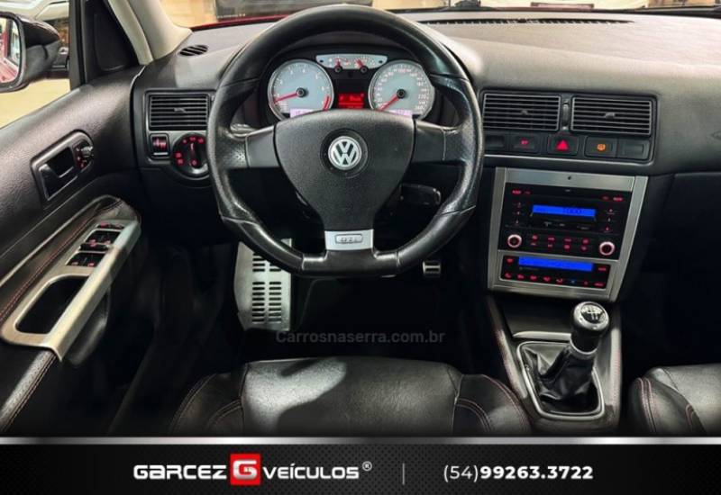 VOLKSWAGEN - GOLF - 2008/2009 - Vermelha - R$ 80.000,00