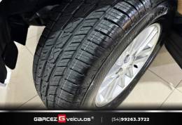 TOYOTA - HILUX SW4 - 2013/2013 - Branca - R$ 144.900,00