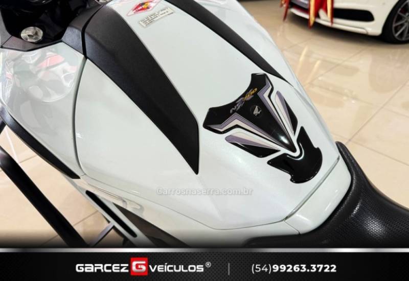 HONDA - NC 700X - 2014/2014 - Branca - R$ 34.000,00