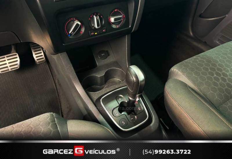 VOLKSWAGEN - CROSSFOX - 2013/2013 - Prata - R$ 42.900,00